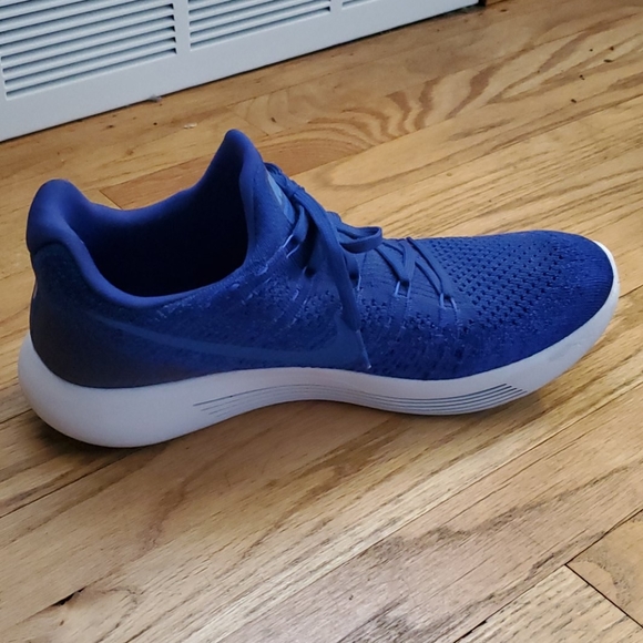 Shoes (Nike Lunarlon) - Picture 4 of 7